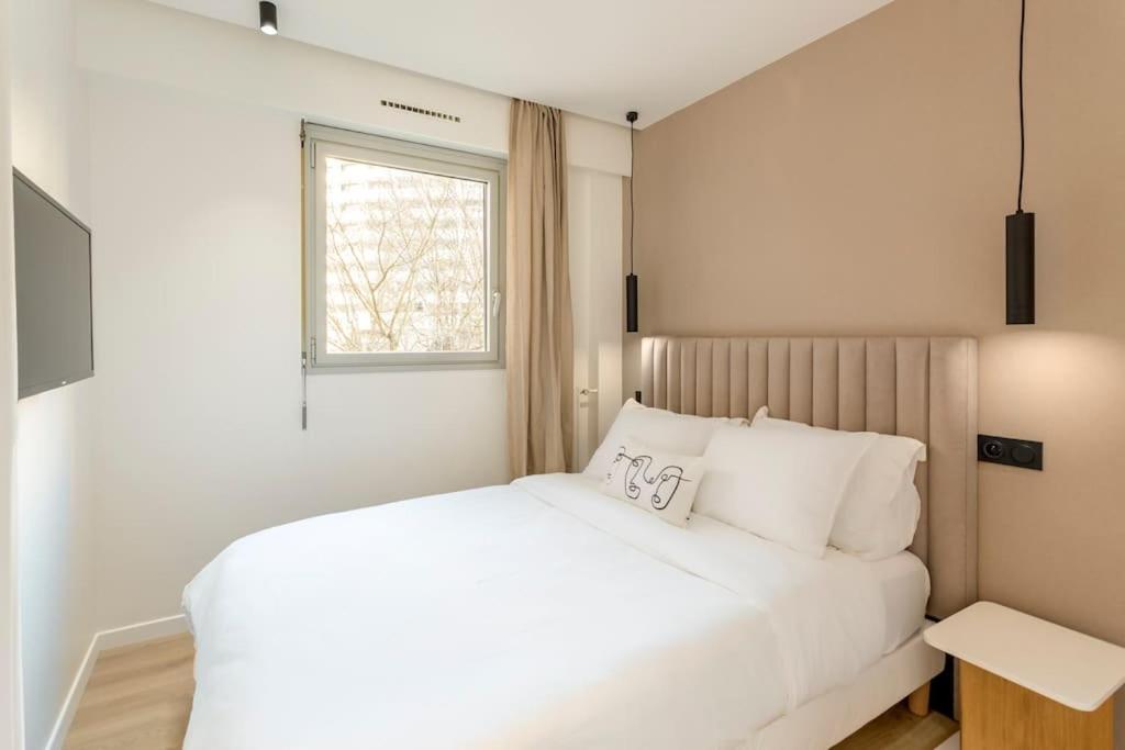 Appartement Luxurious 3 Min Walk From Eiffel Tower à Paris Extérieur photo